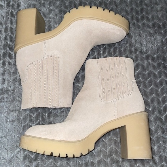 Anthropologie Dolce Vita Waterproof Caster H2O booties in Dune. Size 10. - Picture 6 of 13